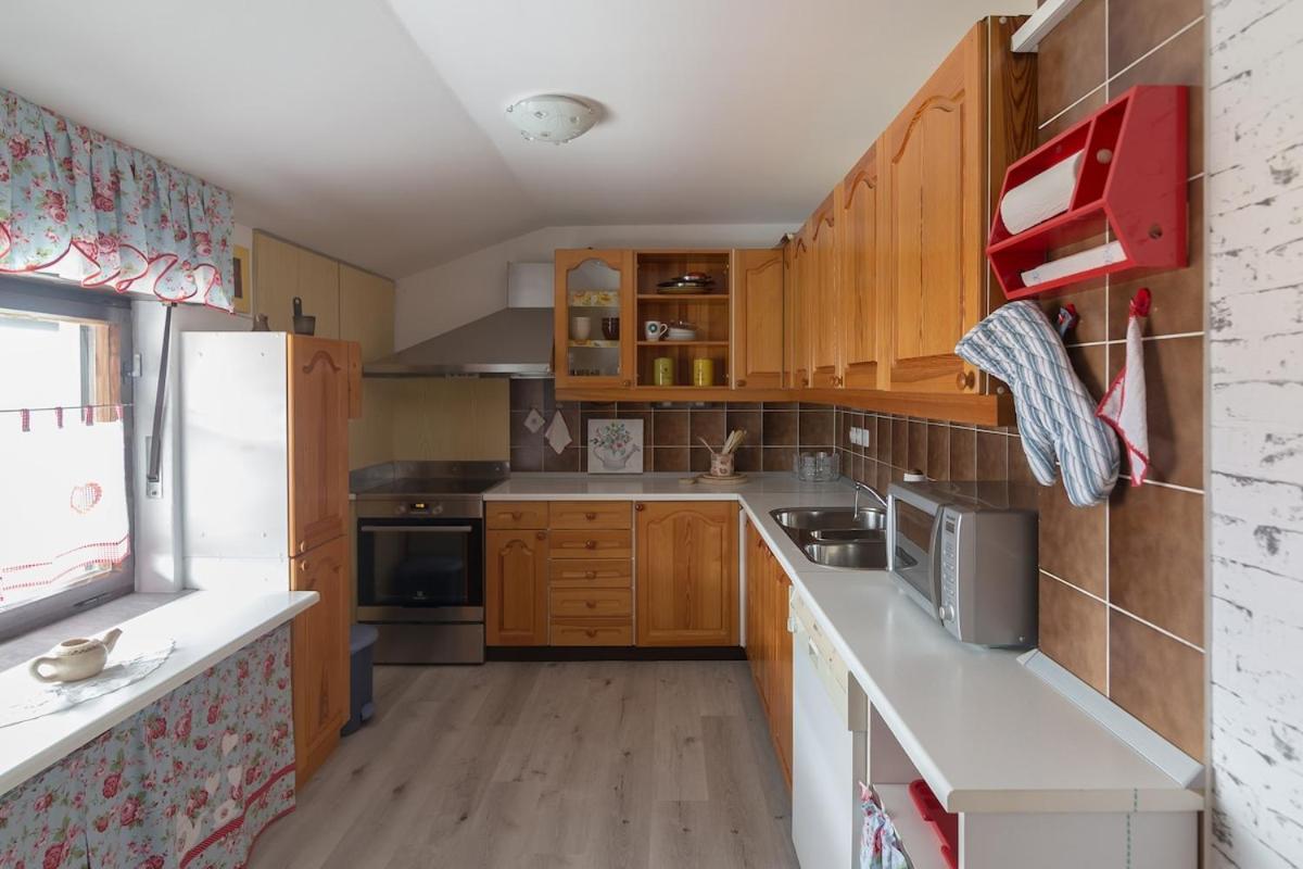 Family Apartment Nakiteya Любляна Экстерьер фото